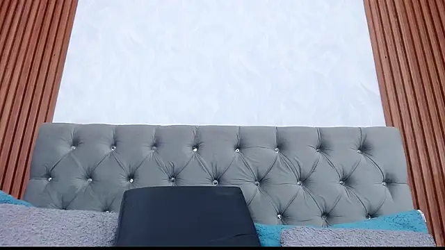 Snapshot of gisellsaenz chatting on September 8, 7:35 pm gisellsaenz online show from September 8, 7:35 pm