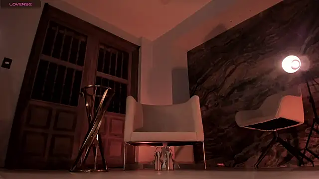 AmyArmstrong online show from February 1, 3:08 am