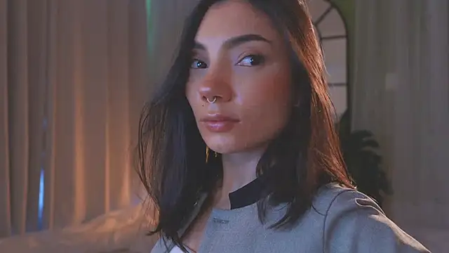 AmyArmstrong online show from November 28, 8:55 pm