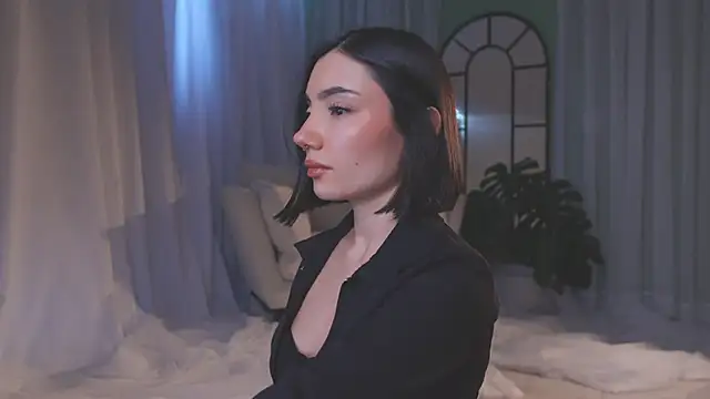 Snapshot of AmyArmstrong chatting on April 1, 10:29 pm AmyArmstrong online show from April 1, 10:29 pm