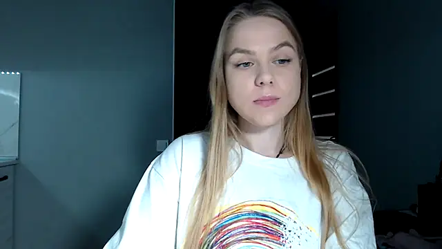 Snapshot of Sunbeam_ chatting on March 6, 9:44 pm Sunbeam online show from March 6, 9:44 pm