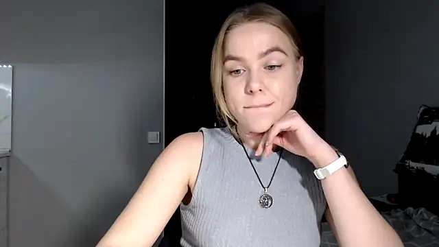 Snapshot of Sunbeam_ chatting on March 11, 9:10 pm Sunbeam online show from March 11, 9:10 pm