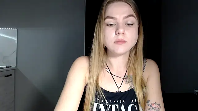 Snapshot of Sunbeam_ chatting on March 16, 8:57 pm Sunbeam online show from March 16, 8:57 pm