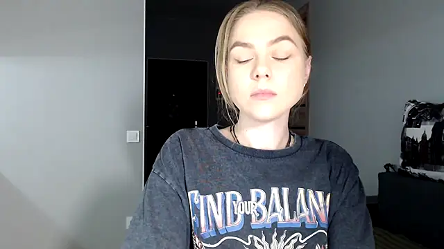 Snapshot of Sunbeam_ chatting on March 22, 9:07 pm Sunbeam online show from March 22, 9:07 pm