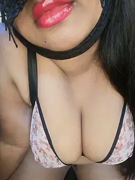 Snapshot of VINDY- chatting on February 24, 1:21 pm VINDY- online show from February 24, 1:21 pm