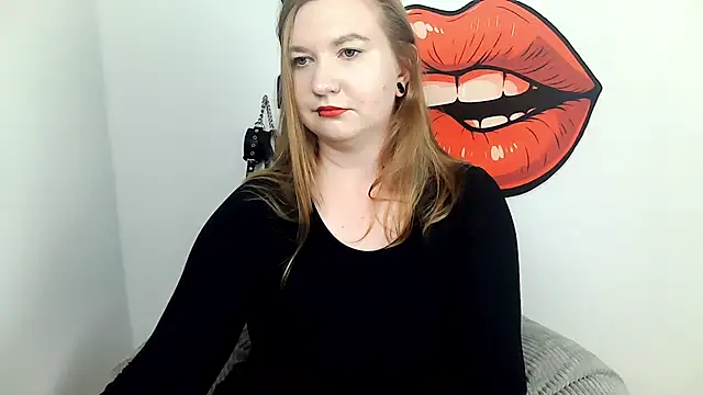 LaraDream online show from September 9, 4:28 pm