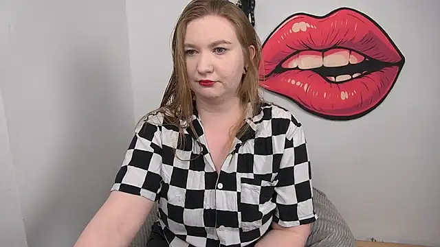 LaraDream online show from December 4, 3:43 pm