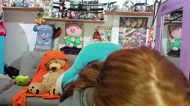 Snapshot of soficammy chatting on December 1, 8:14 pm soficammy online show from December 1, 8:14 pm