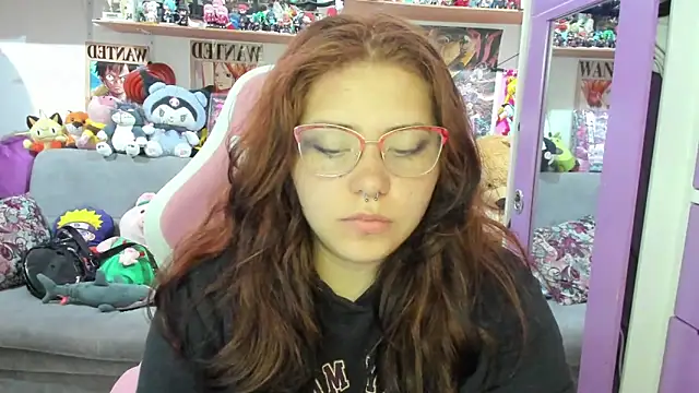 Snapshot of soficammy chatting on December 14, 11:31 pm soficammy online show from December 14, 11:31 pm