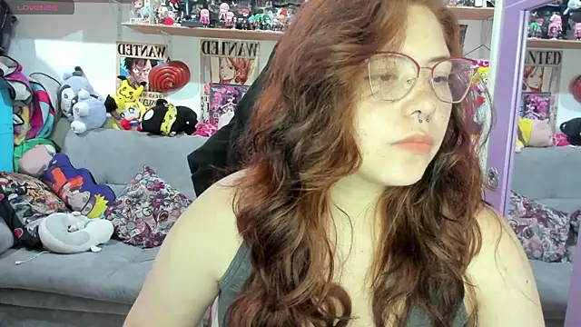 Snapshot of soficammy chatting on March 1, 1:51 am soficammy online show from March 1, 1:51 am