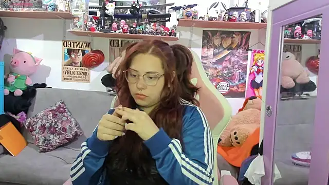 Snapshot of soficammy chatting on March 7, 10:40 pm soficammy online show from March 7, 10:40 pm