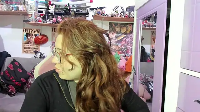 Snapshot of soficammy chatting on March 20, 8:03 pm soficammy online show from March 20, 8:03 pm