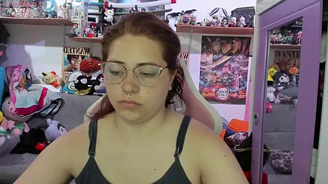 Snapshot of soficammy chatting on April 1, 12:44 am soficammy online show from April 1, 12:44 am