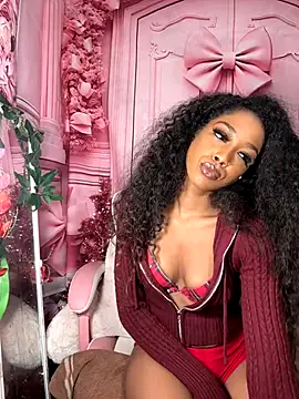 mismialove online show from December 17, 11:05 am