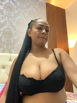 Snapshot of sofia_xxx02 chatting on October 22, 12:05 pm sofia xxx02 online show from October 22, 12:05 pm