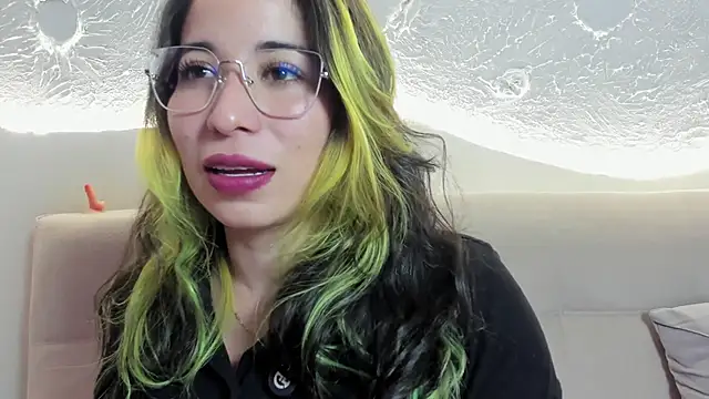 Laughing Naty online show from October 23, 2:33 am