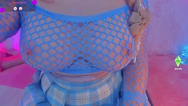 Snapshot of Blessed_Insomnia chatting on November 27, 8:00 pm Blessed Insomnia online show from November 27, 8:00 pm