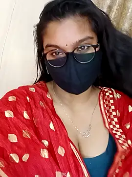 Snapshot of Jasmine_jaaan chatting on January 4, 8:28 am Jasmine jaaan online show from January 4, 8:28 am