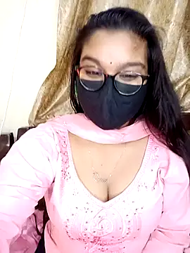 Snapshot of Jasmine_jaaan chatting on January 6, 11:40 am Jasmine jaaan online show from January 6, 11:40 am