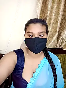 Snapshot of Jasmine_jaaan chatting on January 7, 4:29 am Jasmine jaaan online show from January 7, 4:29 am