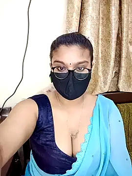Snapshot of Jasmine_jaaan chatting on January 21, 4:32 am Jasmine jaaan online show from January 21, 4:32 am