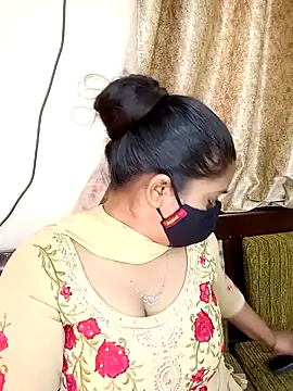Snapshot of Jasmine_jaaan chatting on January 30, 4:27 am Jasmine jaaan online show from January 30, 4:27 am