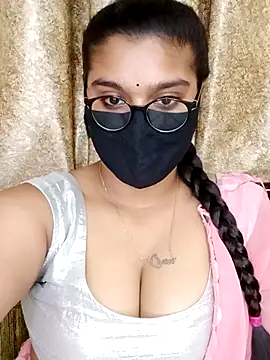 Snapshot of Jasmine_jaaan chatting on February 25, 11:41 am Jasmine jaaan online show from February 25, 11:41 am